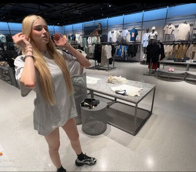 Honeypuu leaked private photo uncensored HD quality