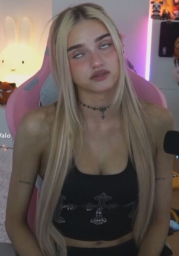 Honeypuu leaked private photo uncensored HD quality