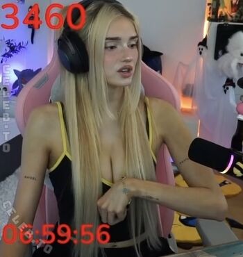 Honeypuu leaked private photo uncensored HD quality