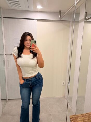 Hyunji queen page leaked private photo uncensored HD quality