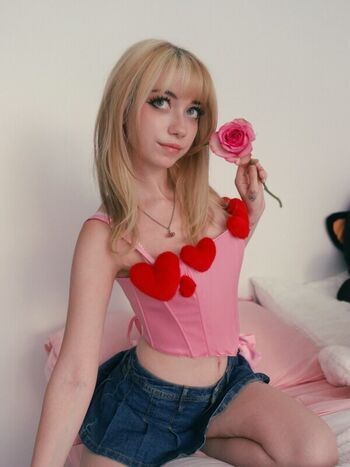 Iluvmeww page leaked private photo uncensored HD quality
