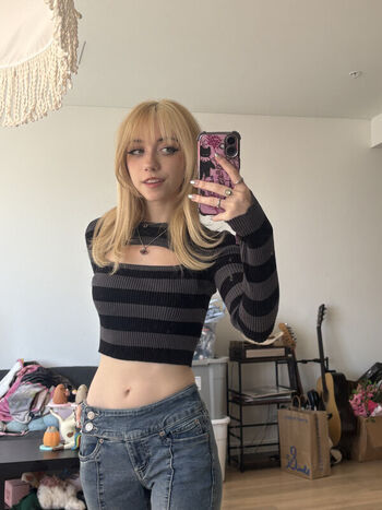 Iluvmeww page leaked private photo uncensored HD quality