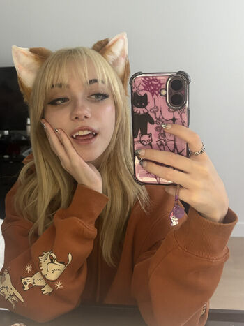 Iluvmeww page leaked private photo uncensored HD quality