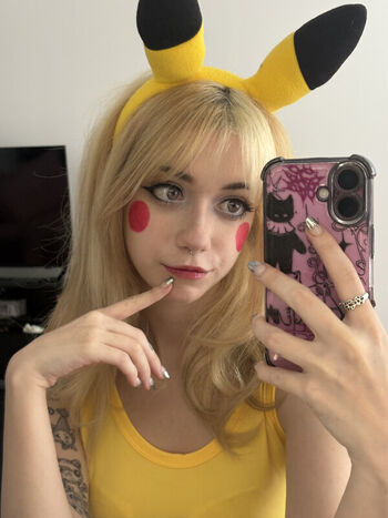 Iluvmeww page leaked private photo uncensored HD quality