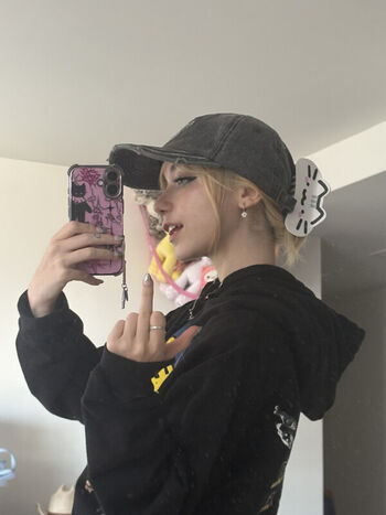 Iluvmeww page leaked private photo uncensored HD quality