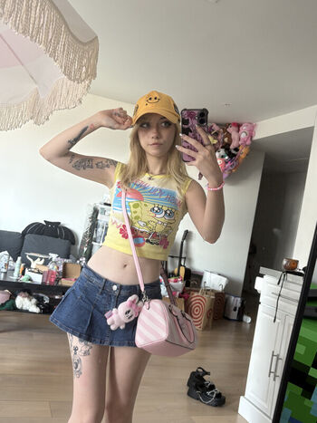 Iluvmeww page leaked private photo uncensored HD quality