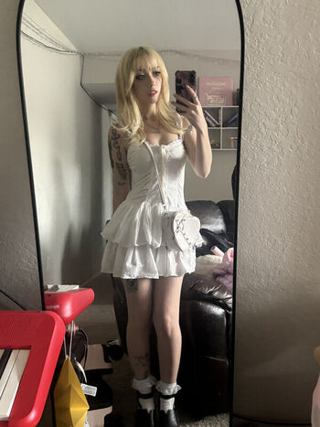 Iluvmeww page leaked private photo uncensored HD quality