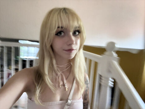 Iluvmeww page leaked private photo uncensored HD quality