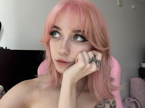 Iluvmeww page leaked private photo uncensored HD quality