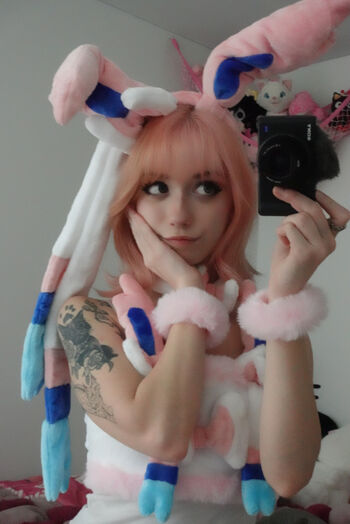 Iluvmeww page leaked private photo uncensored HD quality