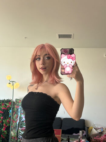 Iluvmeww page leaked private photo uncensored HD quality