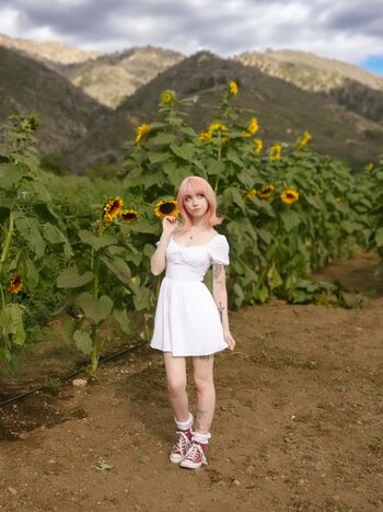 Iluvmeww page leaked private photo uncensored HD quality