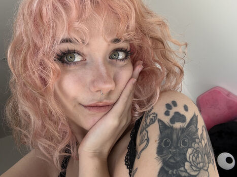 Iluvmeww page leaked private photo uncensored HD quality