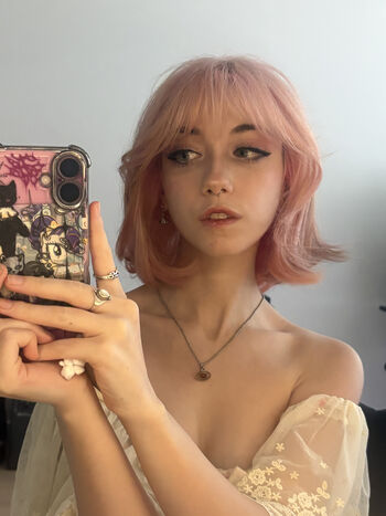 Iluvmeww page leaked private photo uncensored HD quality