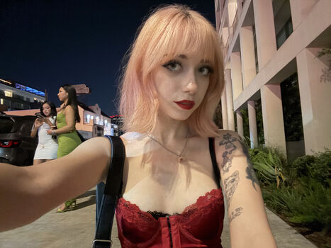Iluvmeww leaked private photo uncensored HD quality
