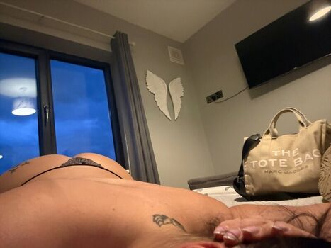 Inajitrust page leaked private photo uncensored HD quality