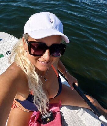 Incredible milf leaked private photo uncensored HD quality