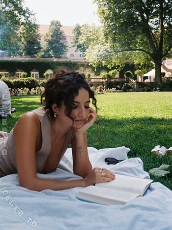 Ischtar isik page leaked private photo uncensored HD quality