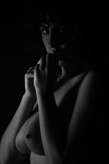 Italian girls page leaked private photo uncensored HD quality