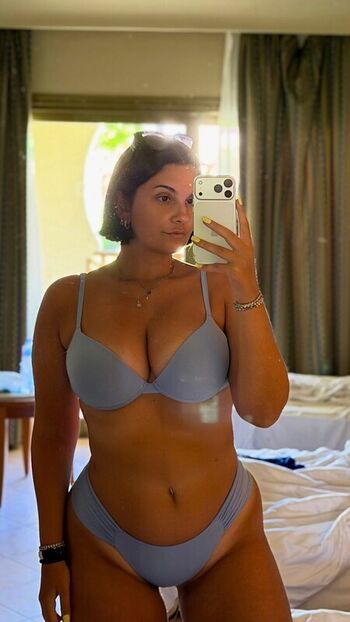 Italian girls page leaked private photo uncensored HD quality