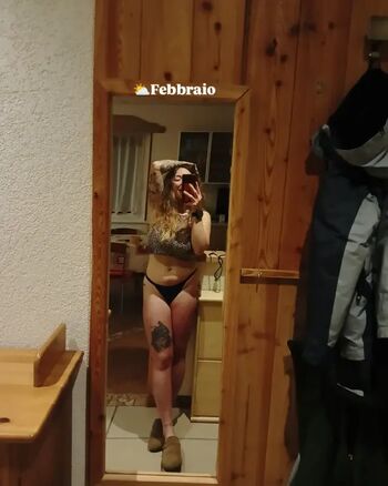 Italian girls page leaked private photo uncensored HD quality