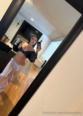 Itskassielee  page leaked private photo uncensored HD quality