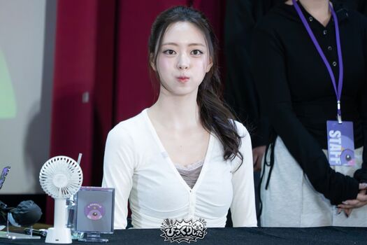 Itzy all in us page leaked private photo uncensored HD quality