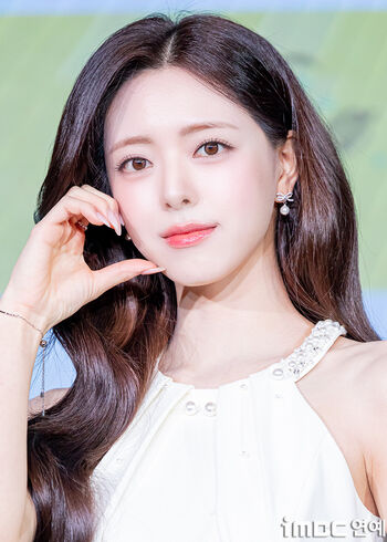 Itzy all in us page leaked private photo uncensored HD quality