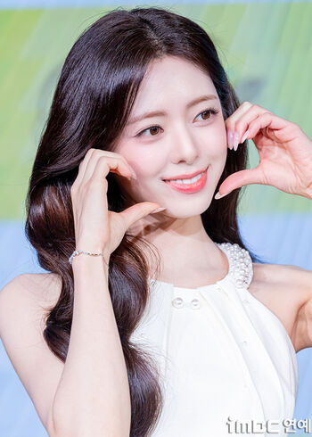 Itzy all in us page leaked private photo uncensored HD quality