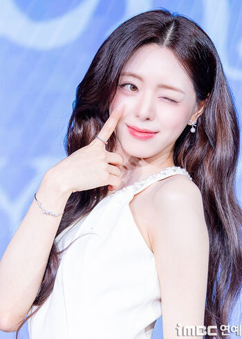 Itzy all in us page leaked private photo uncensored HD quality