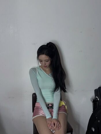 Itzy all in us page leaked private photo uncensored HD quality