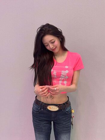 Itzy all in us page leaked private photo uncensored HD quality