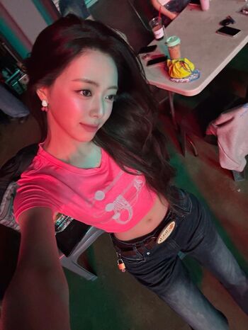 Itzy all in us page leaked private photo uncensored HD quality