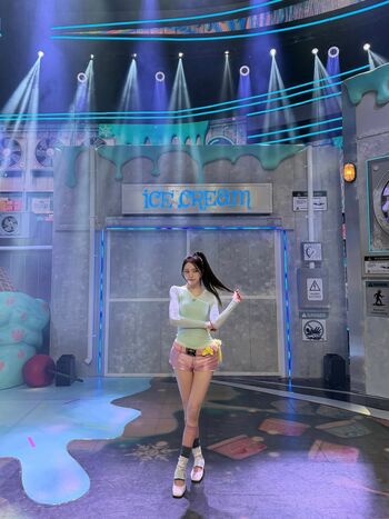 Itzy all in us page leaked private photo uncensored HD quality