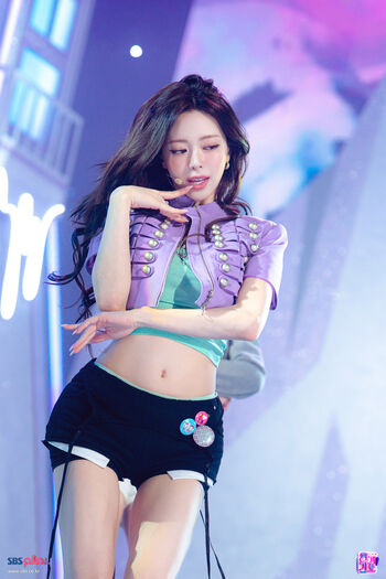 Itzy all in us page leaked private photo uncensored HD quality