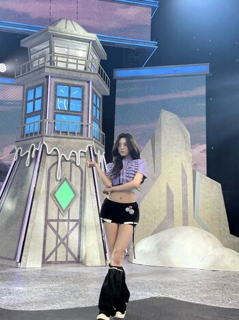 Itzy all in us page leaked private photo uncensored HD quality