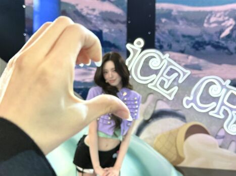 Itzy all in us page leaked private photo uncensored HD quality