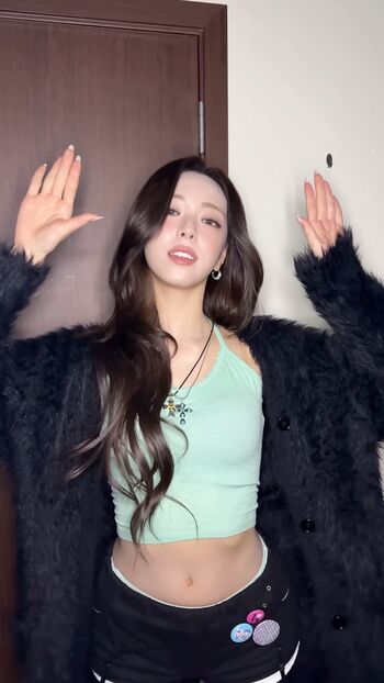 Itzy all in us page leaked private photo uncensored HD quality