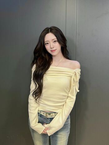 Itzy all in us page leaked private photo uncensored HD quality