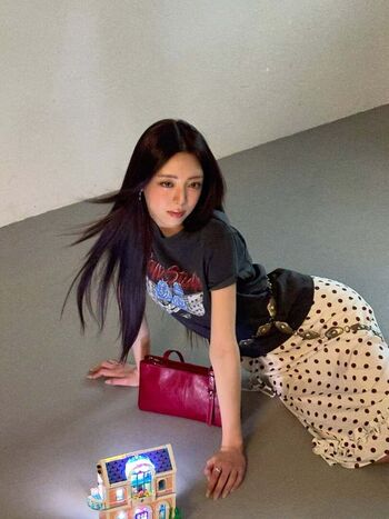 Itzy all in us leaked private photo uncensored HD quality