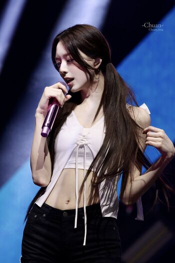 Itzy all in us leaked private photo uncensored HD quality