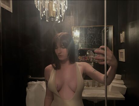 Ivy wolk page leaked private photo uncensored HD quality