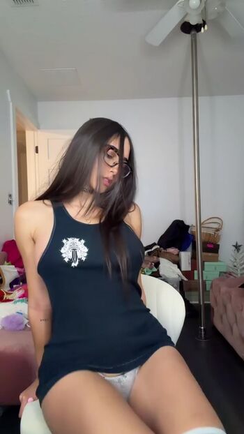 Izzygreen leaked private photo uncensored HD quality