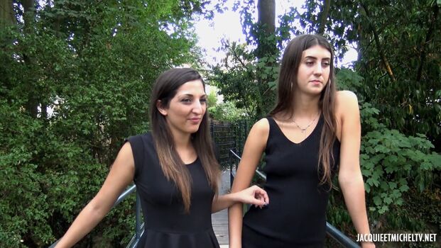 Jacquieetmicheltv page leaked private photo uncensored HD quality