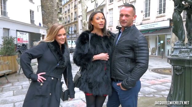 Jacquieetmicheltv page leaked private photo uncensored HD quality