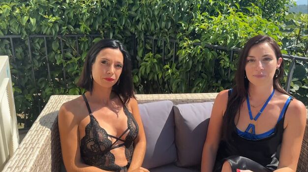 Jacquieetmicheltv page leaked private photo uncensored HD quality