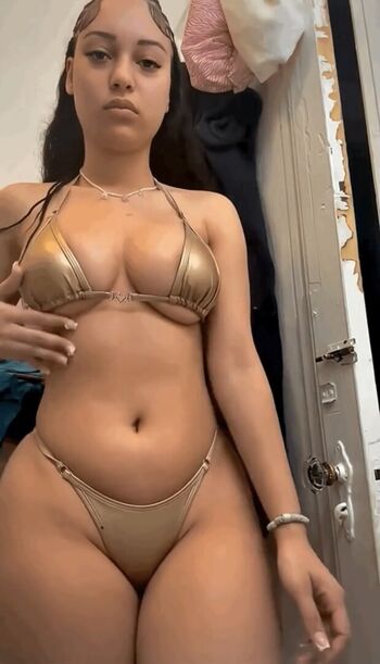Jadeli rosa  page leaked private photo uncensored HD quality
