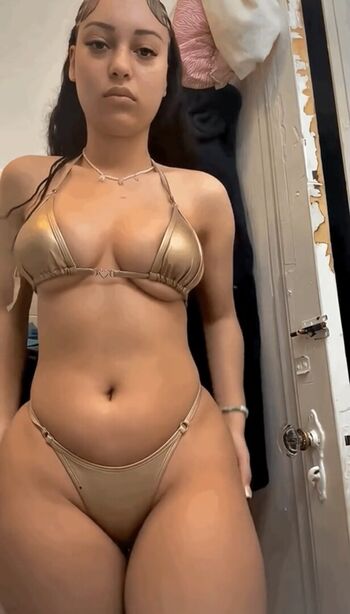 Jadeli rosa  page leaked private photo uncensored HD quality