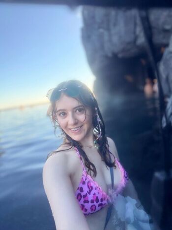 Jellycatfishing leaked private photo uncensored HD quality