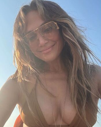 Jennifer lopez  page leaked private photo uncensored HD quality